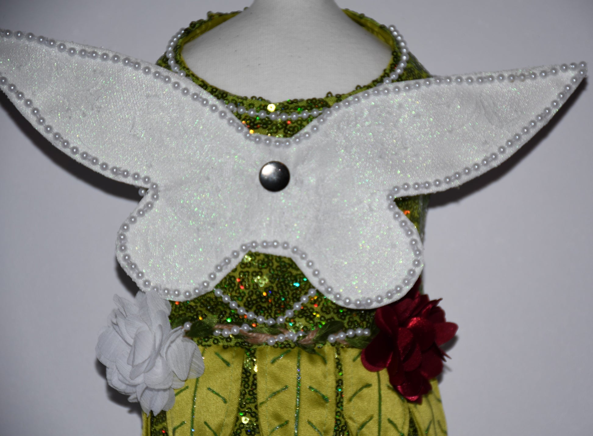 fairy wings with pearls
