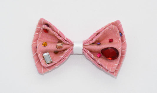 a clear view of the gemstone pet hairbow 
