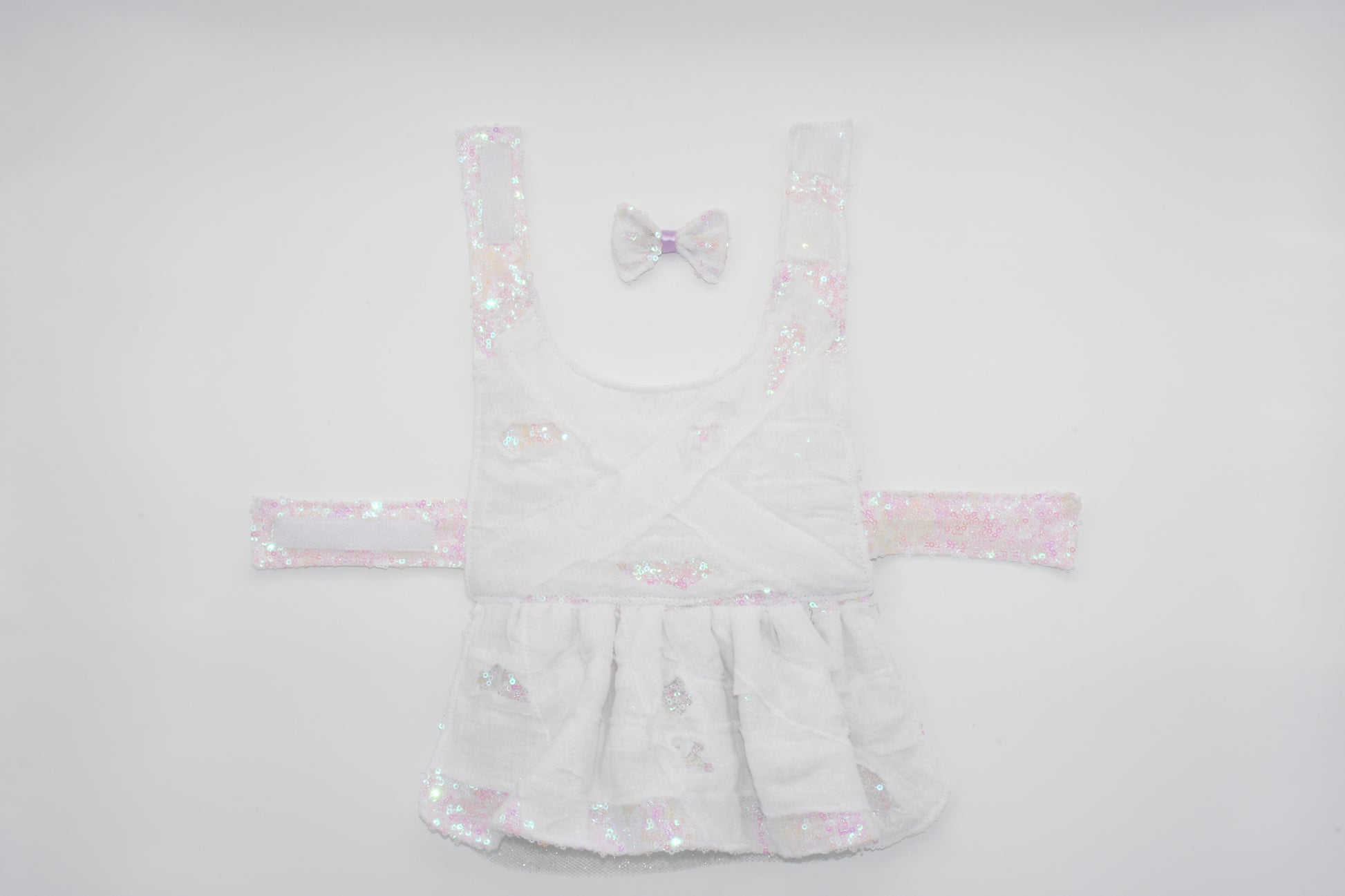 Another photo of dress and pet hair bow